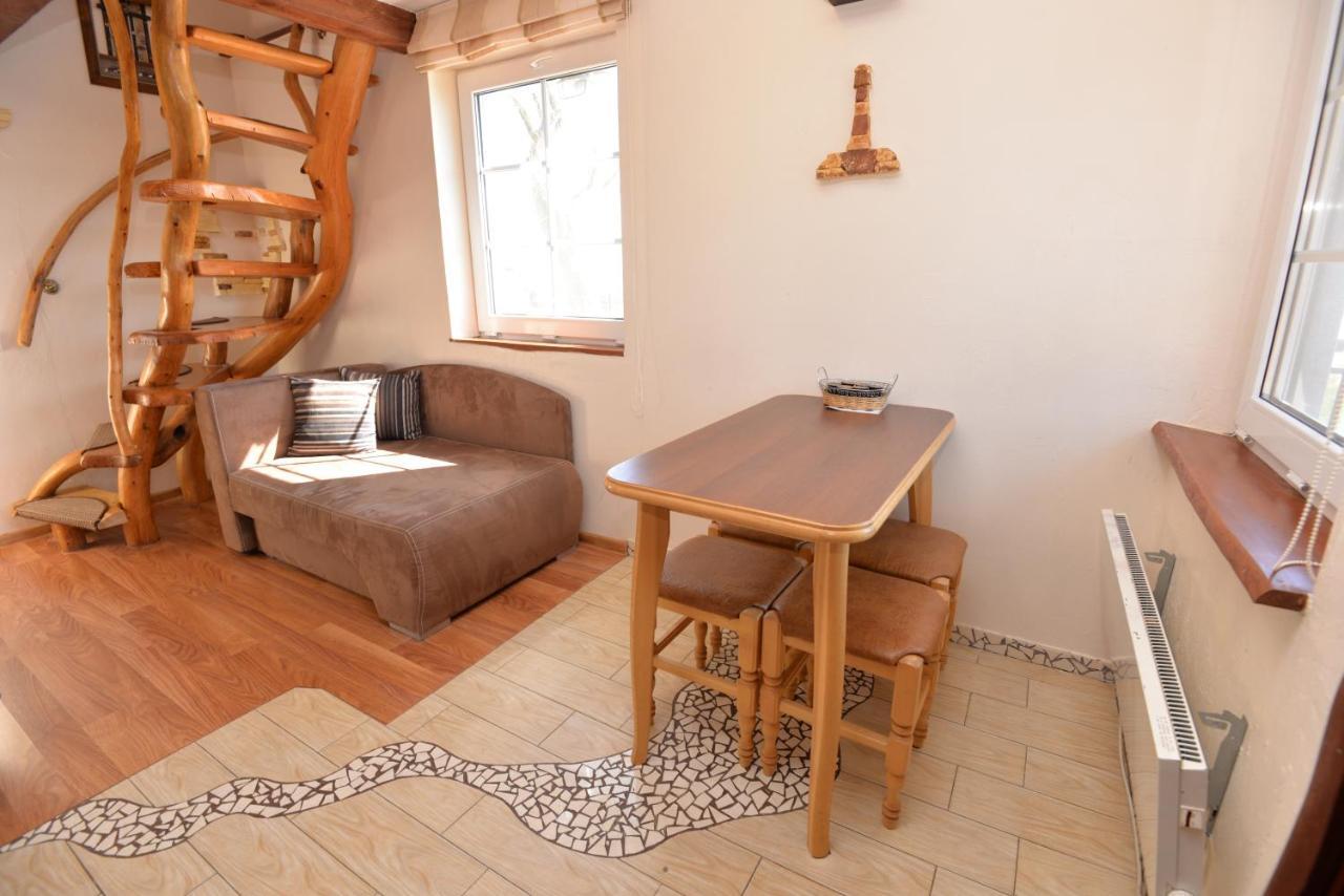 Preiloje Pas Zilvina Hotel Neringa Bagian luar foto
